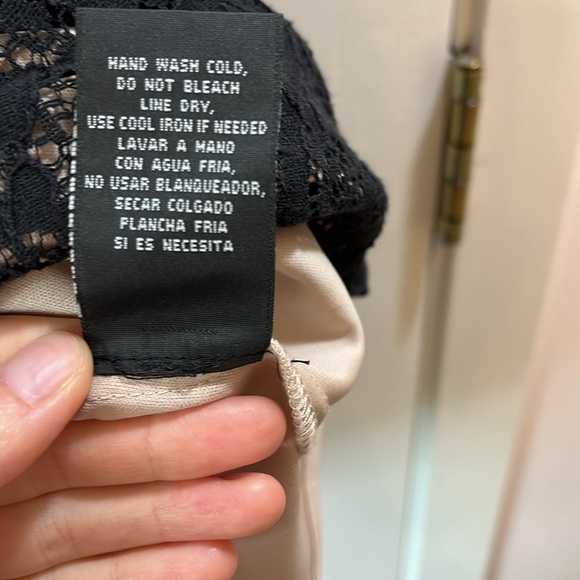 R&K Cocktail All Over Lace w/ Satin Trim Cap Sleeve Mini Dress - Size 16 - Picture 10 of 10